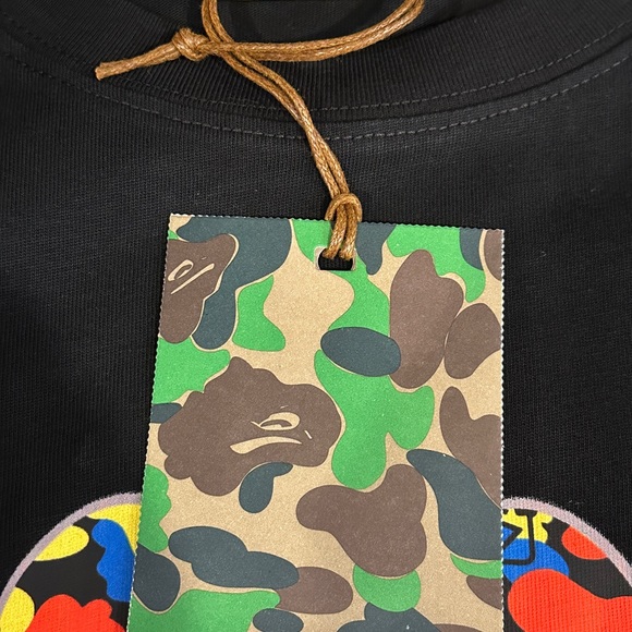 BAPE x Medicom Toy Camo Bear Tee
Black - Picture 5 of 6